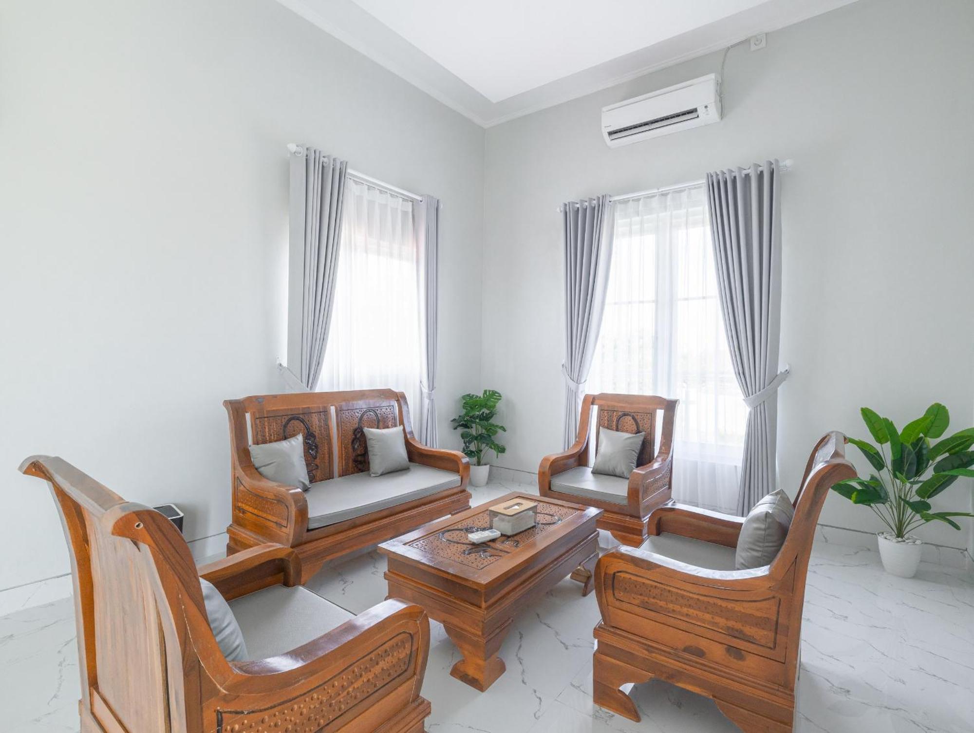 The Bingin Sari Jimbaran Hotel Exterior photo